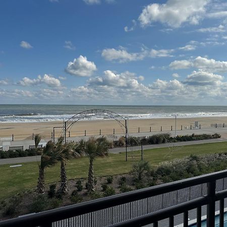 Moxy Virginia Beach Oceanfront Exterior photo