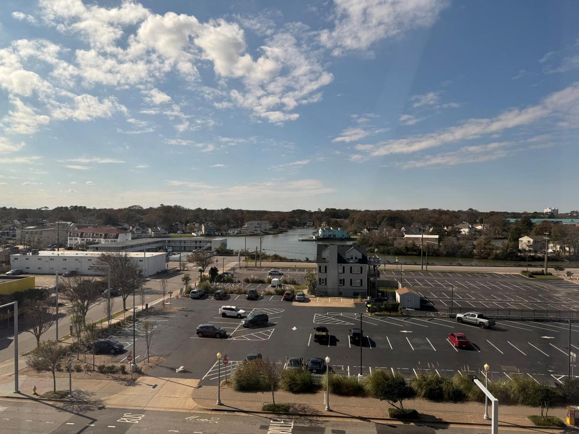 Moxy Virginia Beach Oceanfront Exterior photo
